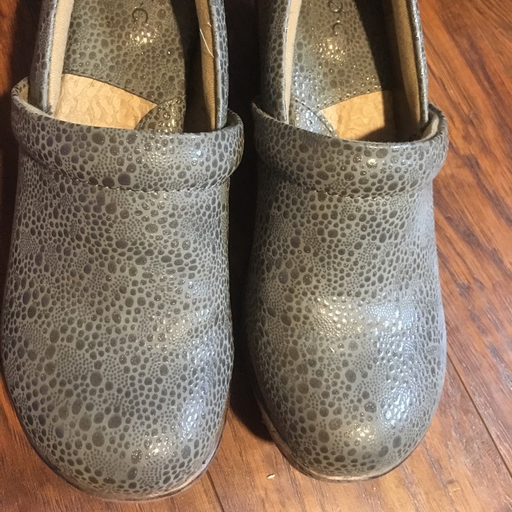 B. O. C. Clogs
